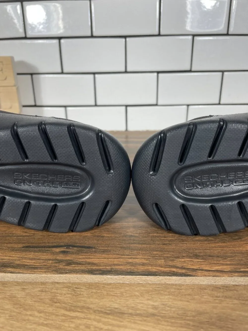 Skechers Slip-ins On The GO Flex Source Shoes Womens Sz 7 Wide Black Hands Free
